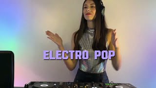 Top song of 2024 electro pop beatport DJ Luane  live for Sora Radio(full mix on description)