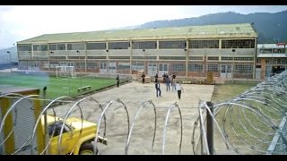 Narcos Scène Culte Vfr Prison De Pablo Escobar La Cathédrale 