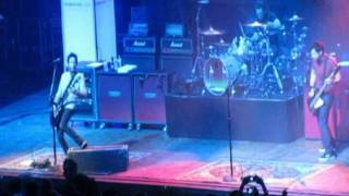 Chevelle-Face To The Floor live at Congress Theater in Chicago, IL on 8.18.11