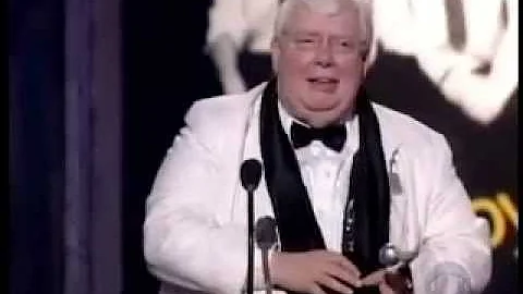 Richard Griffiths wins 2006 Tony Award for Best Ac...