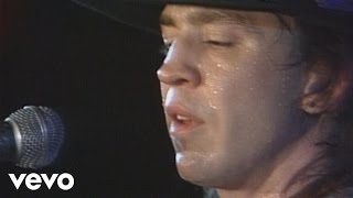 Watch Stevie Ray Vaughan Tell Me video