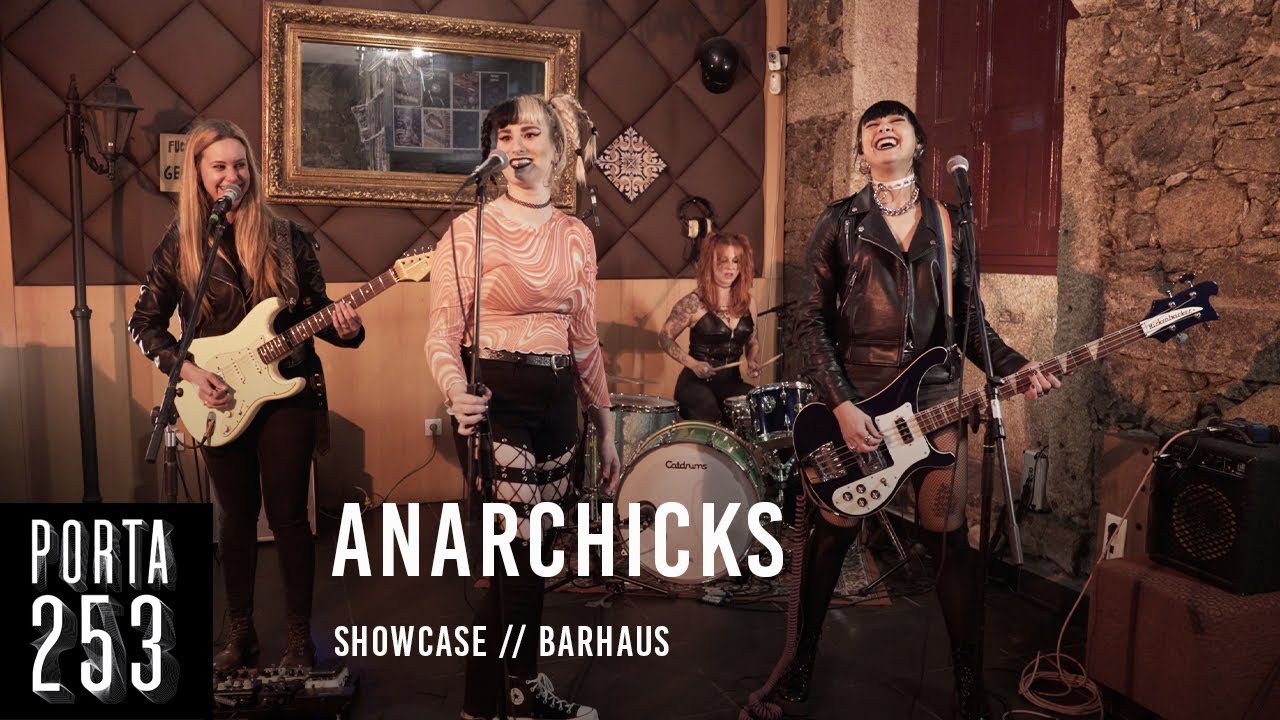 ANARCHICKS // Ao Vivo na Porta 253