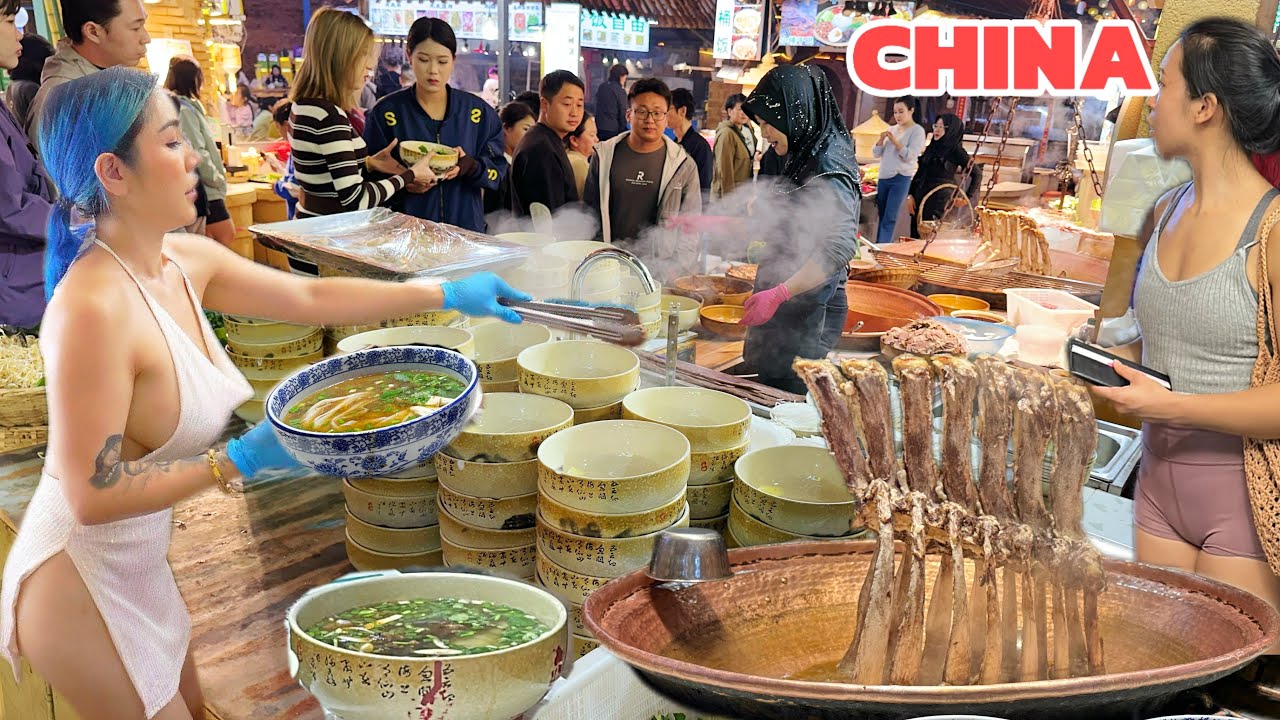 Insane Night Market in China’s Mountains – Huge Crowds and Street Food