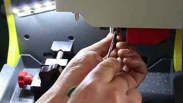How to cut a tubular key on SEC-E9 key cutting machine