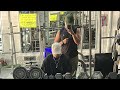 Gym de barrio- Entrenamiento de pierna efectivo. - Cap 4.