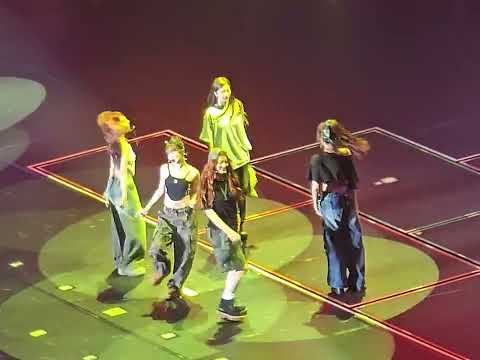 DIFFERENT - LE SSERAFIM EASY CRAZY HOT IN SAITAMA DAY 2 - FAMCAM
