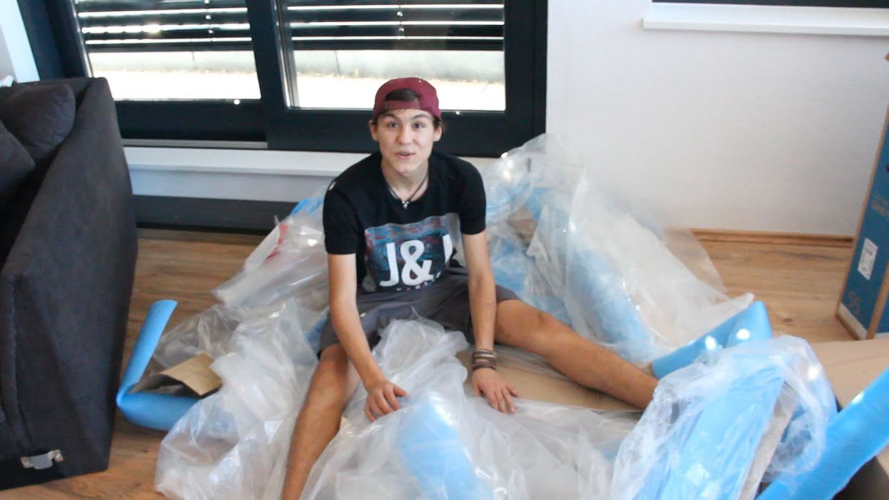 Ein Trottel zieht um | arazhul