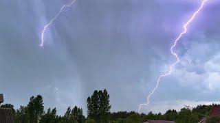 Весенняя Гроза на Пасху, Молниеносные Удары в Землю! Грозовой День 06.05.2024!