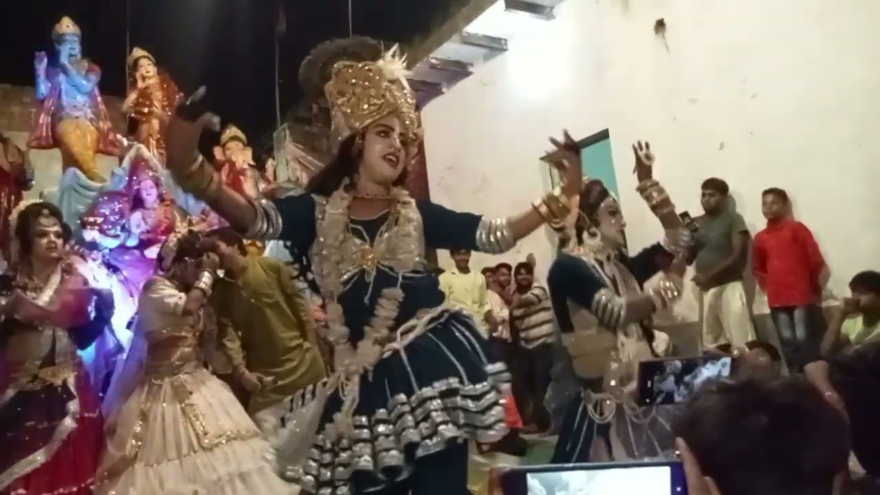 प्रेम दुर्गा मंडल सतवीर सिंह बड़ा संदीप सम्राट झांकी
