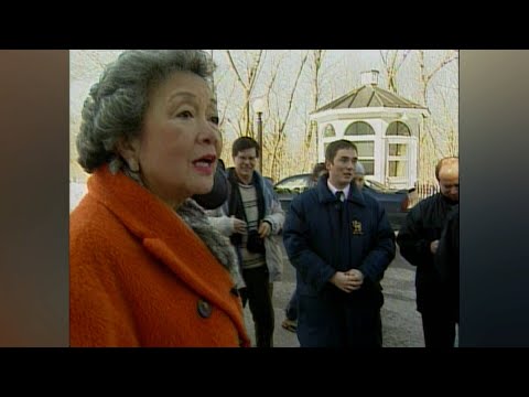 2005: Then-GG Adrienne Clarkson apologizes to teen who questioned her spending