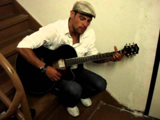 Eroz Ramazzotti Si bastasen dos par de canciones by Leandro Lavoz - YouTube