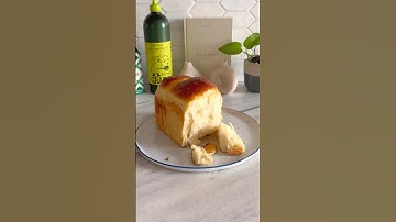 Japanese Milk bread aka shokupan 🍞✨ recipe is in the description #baking #recipe