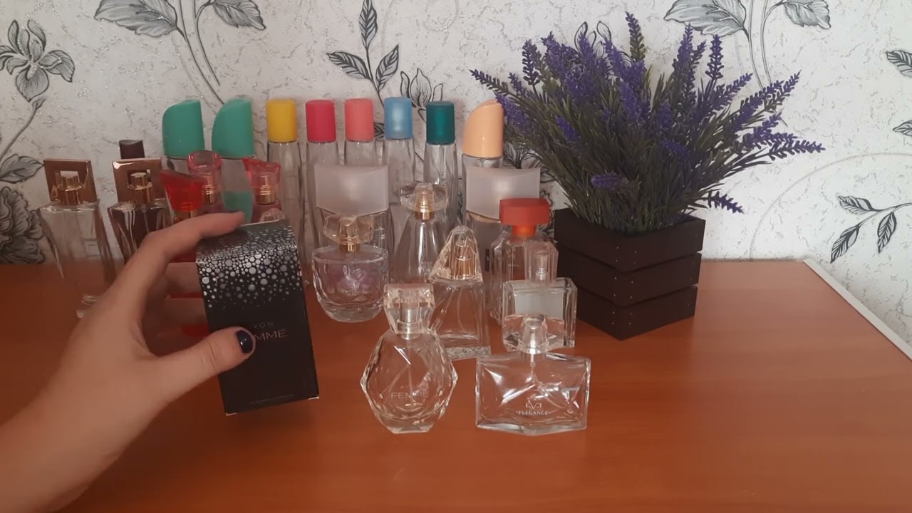Коллекция пустых флаконов Avon  за не сколько лет( запрос)