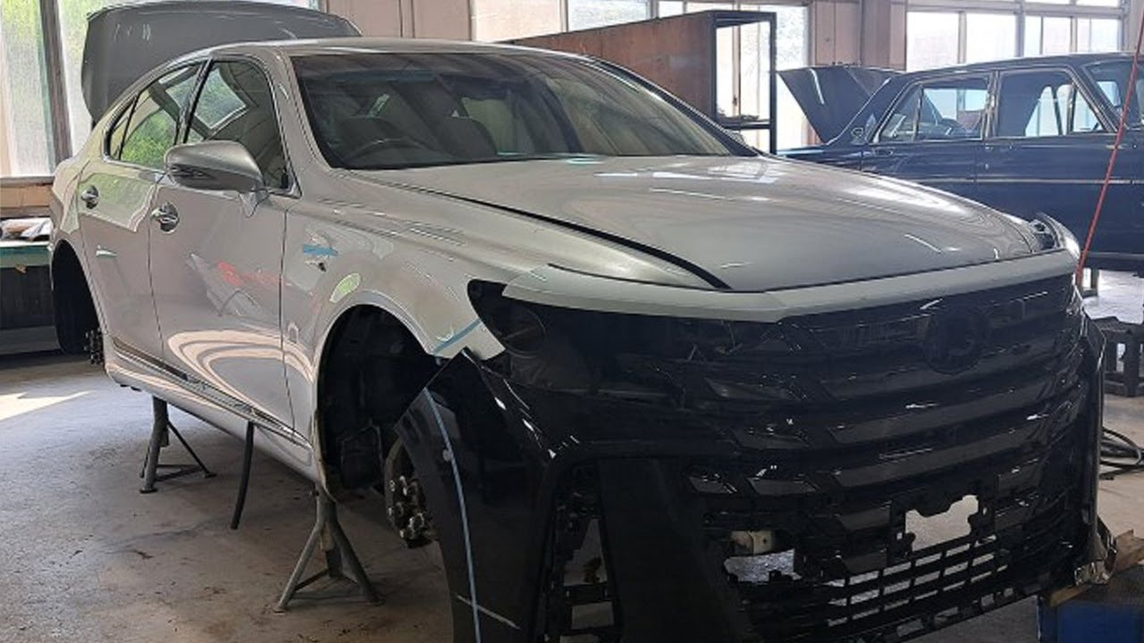 The Vellfire has been turned into a sedan!? NATS presents a