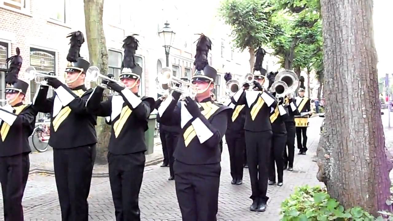 Rijnsburgs bloemencorso 2010 voorstraat Noordwijk Jong Holland Zwijndrecht