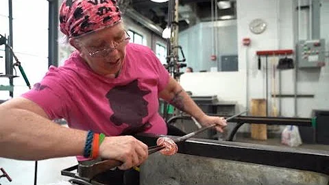 From Conflict to Creativity: Veteran Artists Showc...