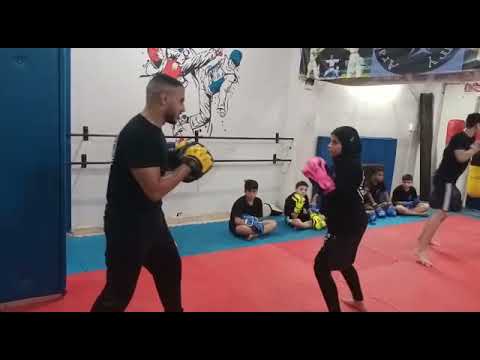 3 1 اللاعبه جني سيد المتسابقة الاولى ف رياضة الكيك بوكسينج معانا فى المسابقة