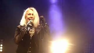 Kim Wilde - Addicted To You (live NL - 2017)