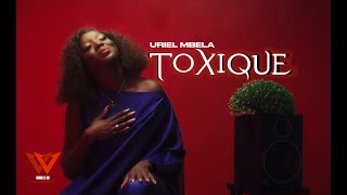 Uriel MBELA -TOXIQUE (Lyrics video)