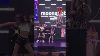 Lisa was incredibly excited when the two kids covered 'Kill This Love'!!🥰 #lisa #kids #blackpink Lisa was incredibly excited when the two kids covered 'Kill This Love'!!🥰 #lisa #kids #blackpink