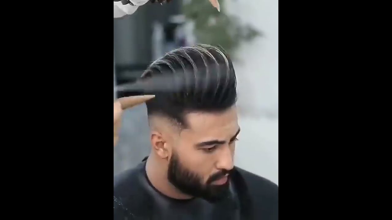 Men Bun Hair Style: लंबे बालों वाले लड़कों के लिए 'बन हेयरस्टाइल'