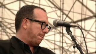 Elvis Costello - (The Angels Wanna Wear My) Red Shoes - 7/25/1999 - Woodstock 99 (Official) chords