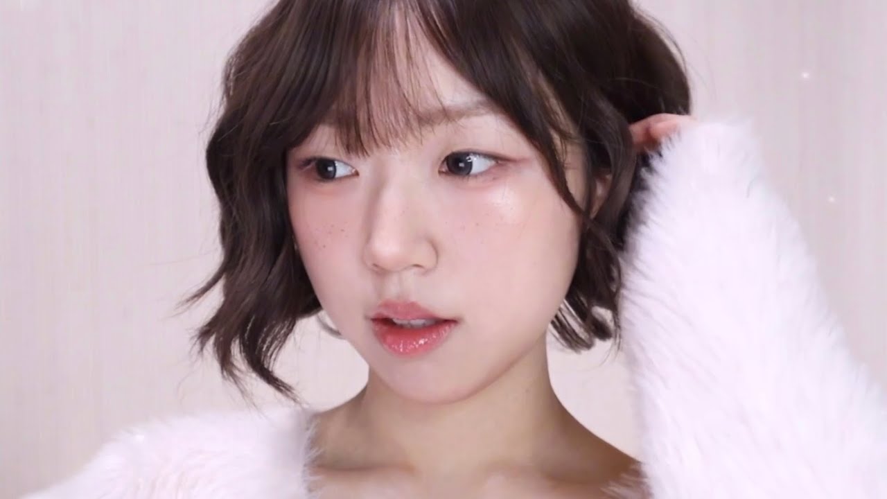 지금 딱 하기 좋은 유럽 시골 소녀, 구운 복숭아 메이크업🍑 핀터레스트에 나올 것 같은 무드로 (한 번쯤 해보고 싶던 단발 빈티지펌까지 ⋆.𐙚˚)