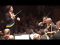 Capture de la vidéo Dudamel With Two Orchestras