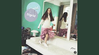 Video thumbnail of "Sigrid - Raw"