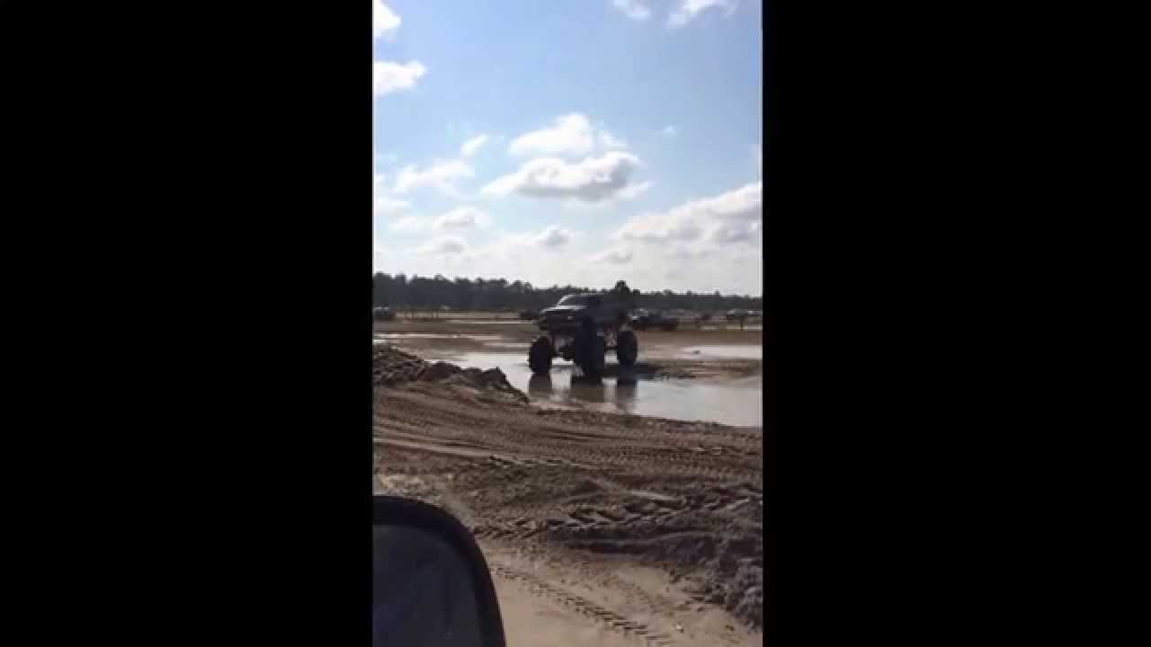 King Max Redneck Yacht Club Trucks Gone Wild 2014 Spring Break