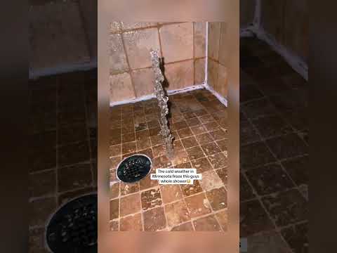 Брат даже душ принять не может вирусноевидео короткометражкинаютубе Видео предоставлено Briso 