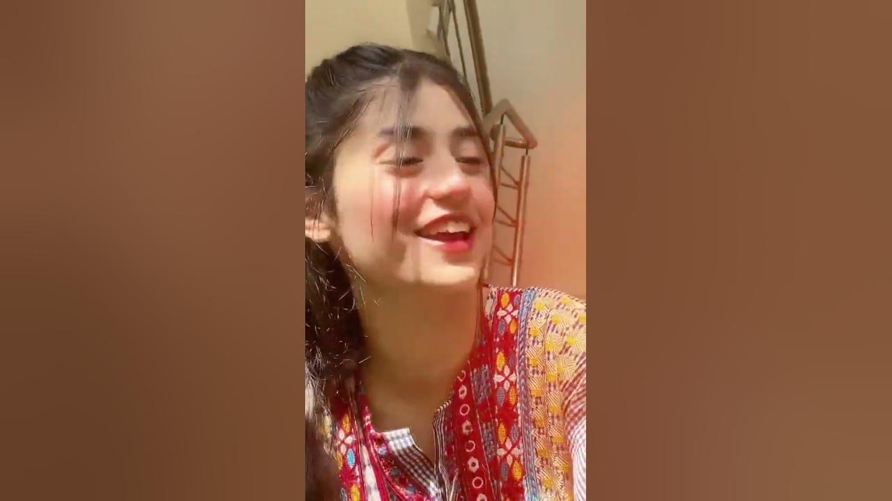 Tora Da Jalkay 🐝💓 | Song by Bakhtiar Khattak, Laiala Khan
