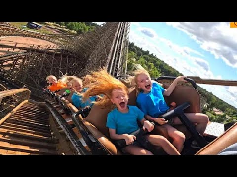 3500 FT Drop Down Roller Coaster – Planet Coaster