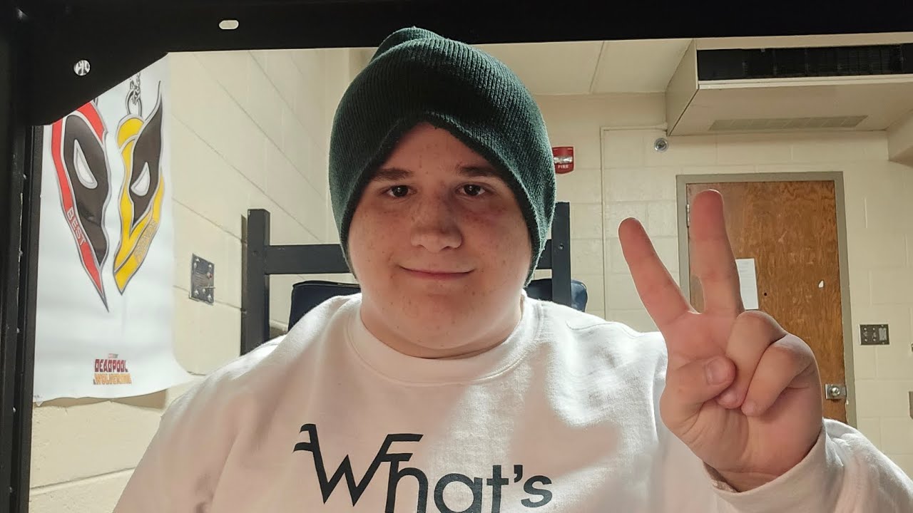 Vlog 182. Dragon's Tavern and shredded cheese 