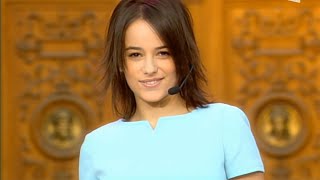 Alizée - J'ai pas vingt ans ! - Intro - Les 100 ans du Tour de France 2 Hôtel de Ville Paris July 3