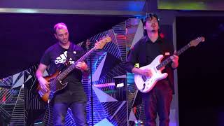 Hotel California Solo Costa Serena