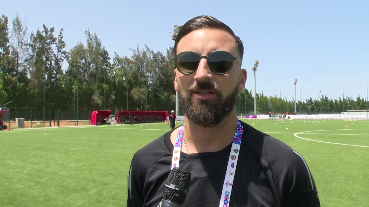 روبورتاج مع مديرة ثانوية الأميرة لالة سلمى بفاس التي يدرس بها الفريق المغربي المدرسي