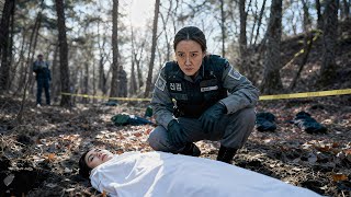 The detective possesses magical eyes that can see the death.