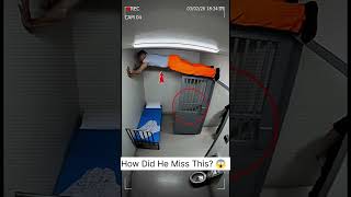 😱 Jail Guard Ki Ek Galti Ne Macha Diya Hungama! #facts #shorts