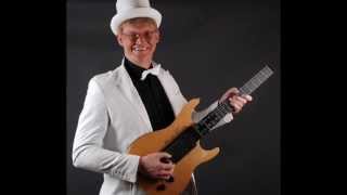 Bo Olsen playes Apache on Yamaha EZ-EG guitar