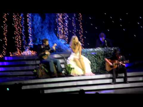 Leona Lewis and Matthew Morrison sing Somewhere over the Rainbow on The Labyrinth Tour 2010 at London o2 Arena 16.06.10