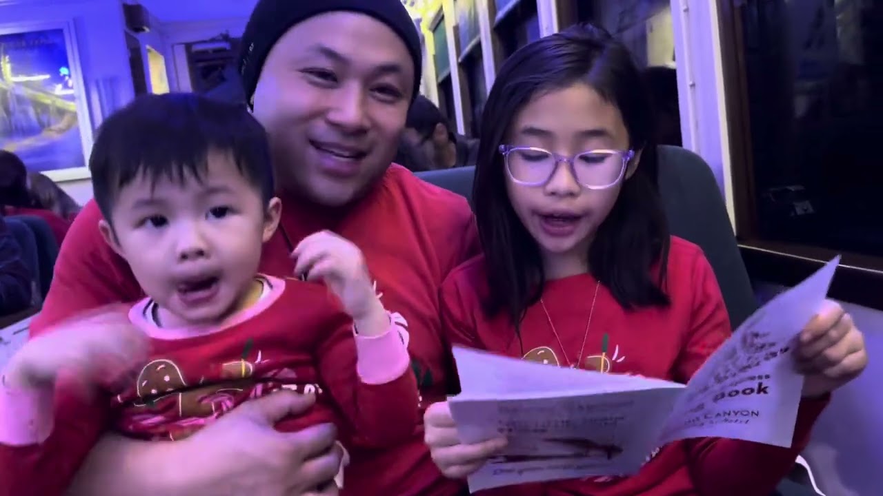 Maivy & Bố caroling 
