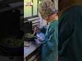 【昭和の長寿ご飯】昔ながらの味付けで作る、どこか懐かしいお昼ごはん。『ゴーヤの佃煮』＃shorts