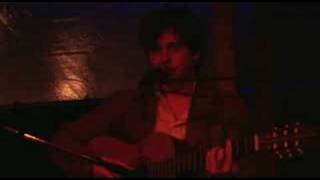 Leo London Playing "Little Girl"