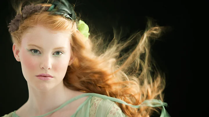 Deconstructing, Part XIV Ep 125: Photo on the Go with Joe McNally: Adorama Photography TV