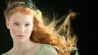 Deconstructing, Part XIV Ep 125: Photo on the Go with Joe McNally: Adorama Photography TV