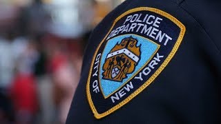 Suspect bites off police officer's finger during struggle in Brooklyn