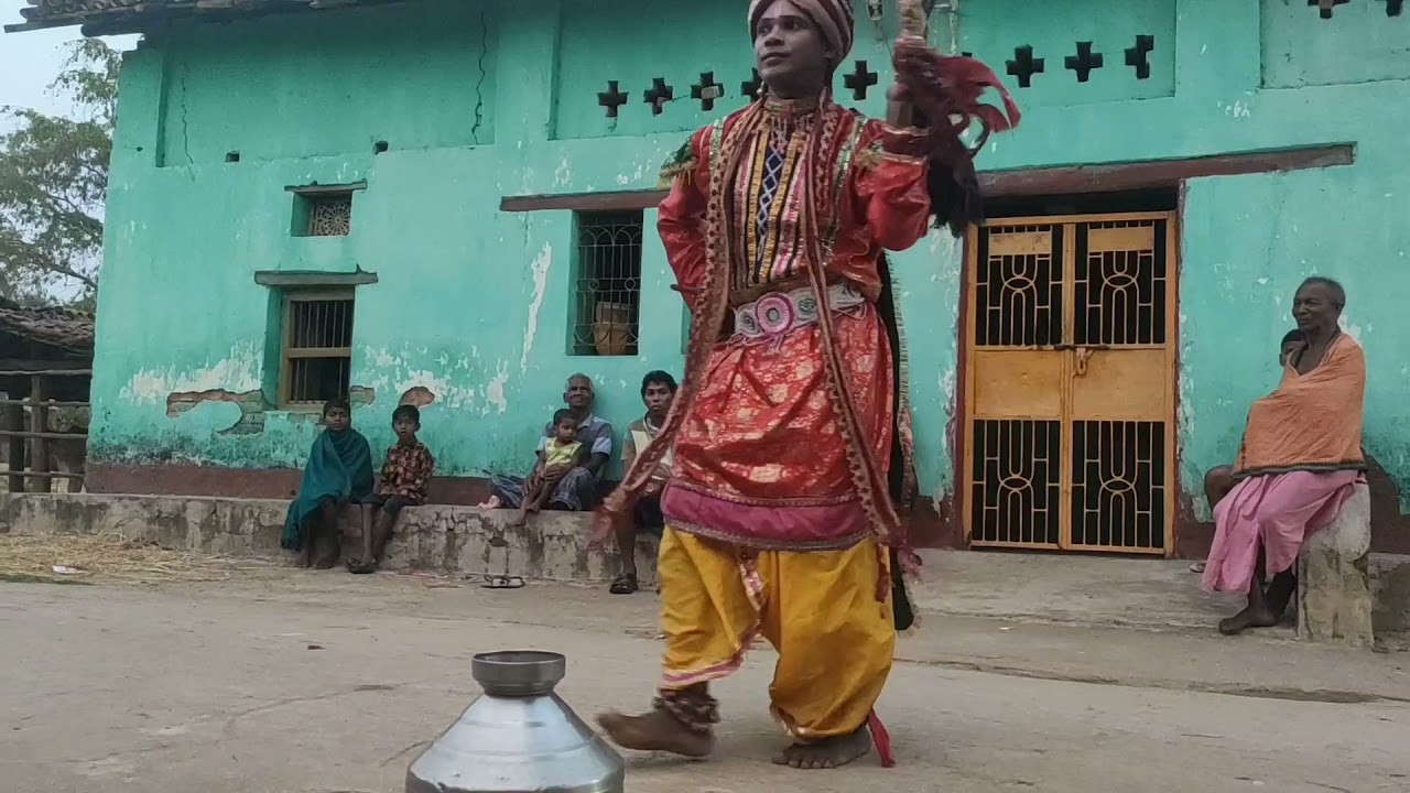 Debagadia danda nacha at-simaloi,Riamal, deogarh.