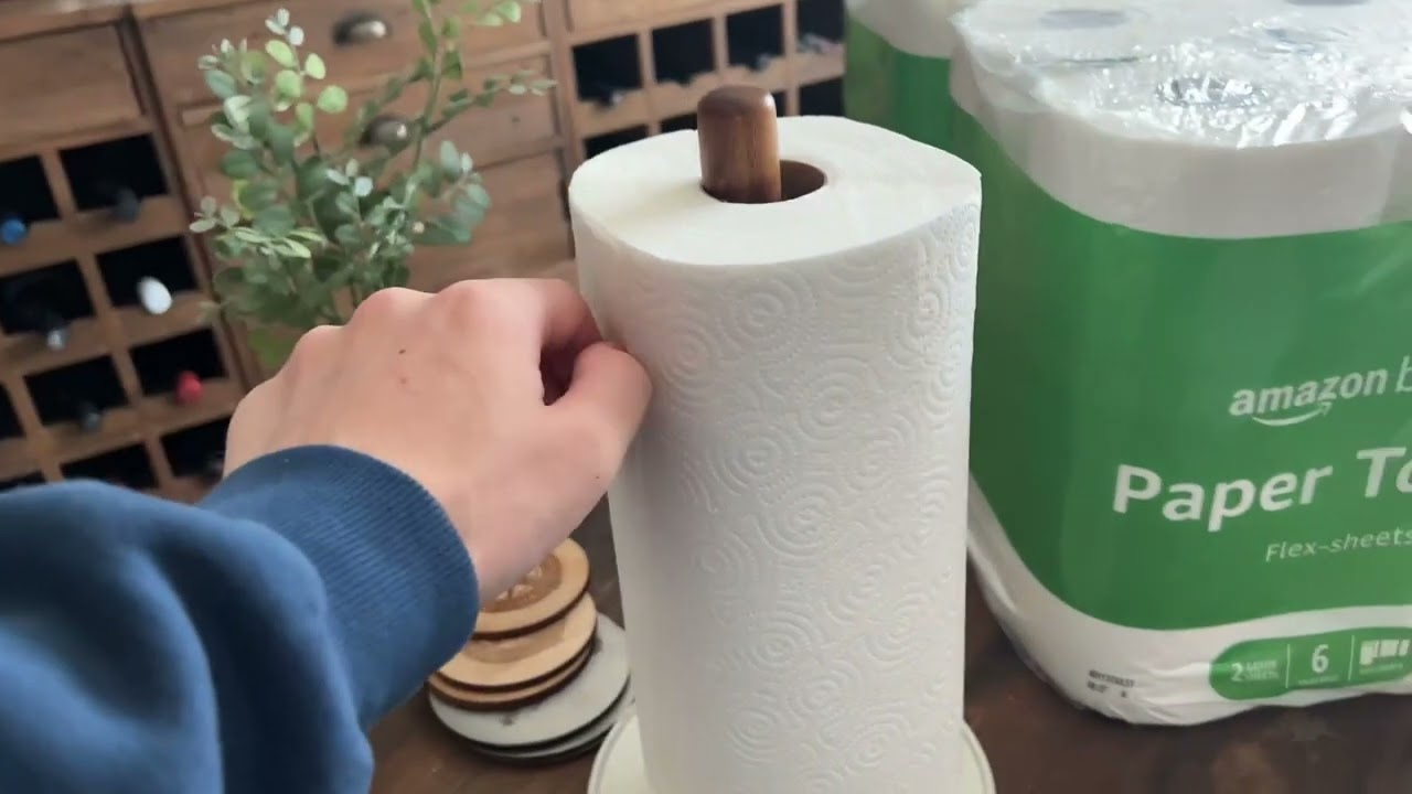 Amazon Basics Paper Towel VS Spills! Watch Before You Buy!