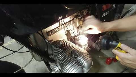 Compression Test and Leak-down Test on a BMW Airhead